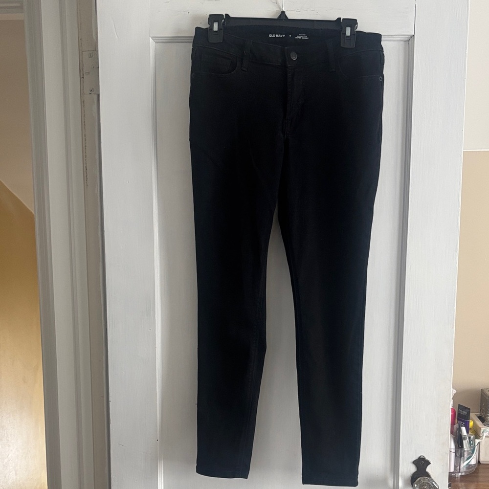 Black Skinny Jeans